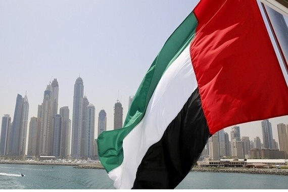 صورة الإمارات تقطع علاقتها مع لبنان تضامنًا مع السعودية