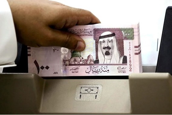 صورة مفاجأة في سعر الريال السعودي أمام الجنيه في البنوك