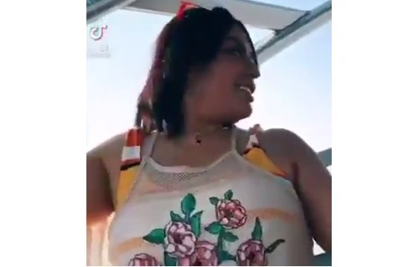صورة تسريب فيديو صادم لـ بدور البراهيم على يخت في عرض البحر ومتحولة جنسيًا تعلق
