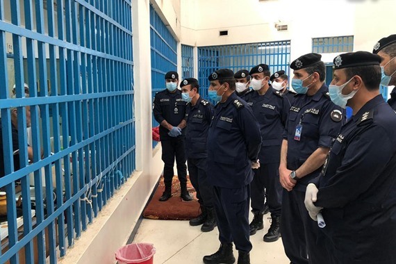 صورة رفيع المستوى.. الكشف عن أكبر عملية نصب في الكويت من داخل السجن المركزي