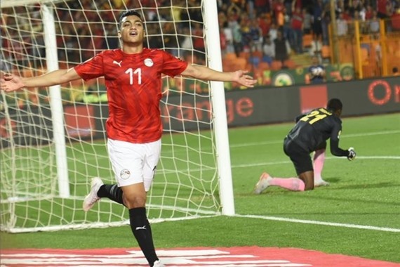 صورة ما فعله صادم.. مصطفى محمد يتسبب في غضب عارم داخل المنتخب